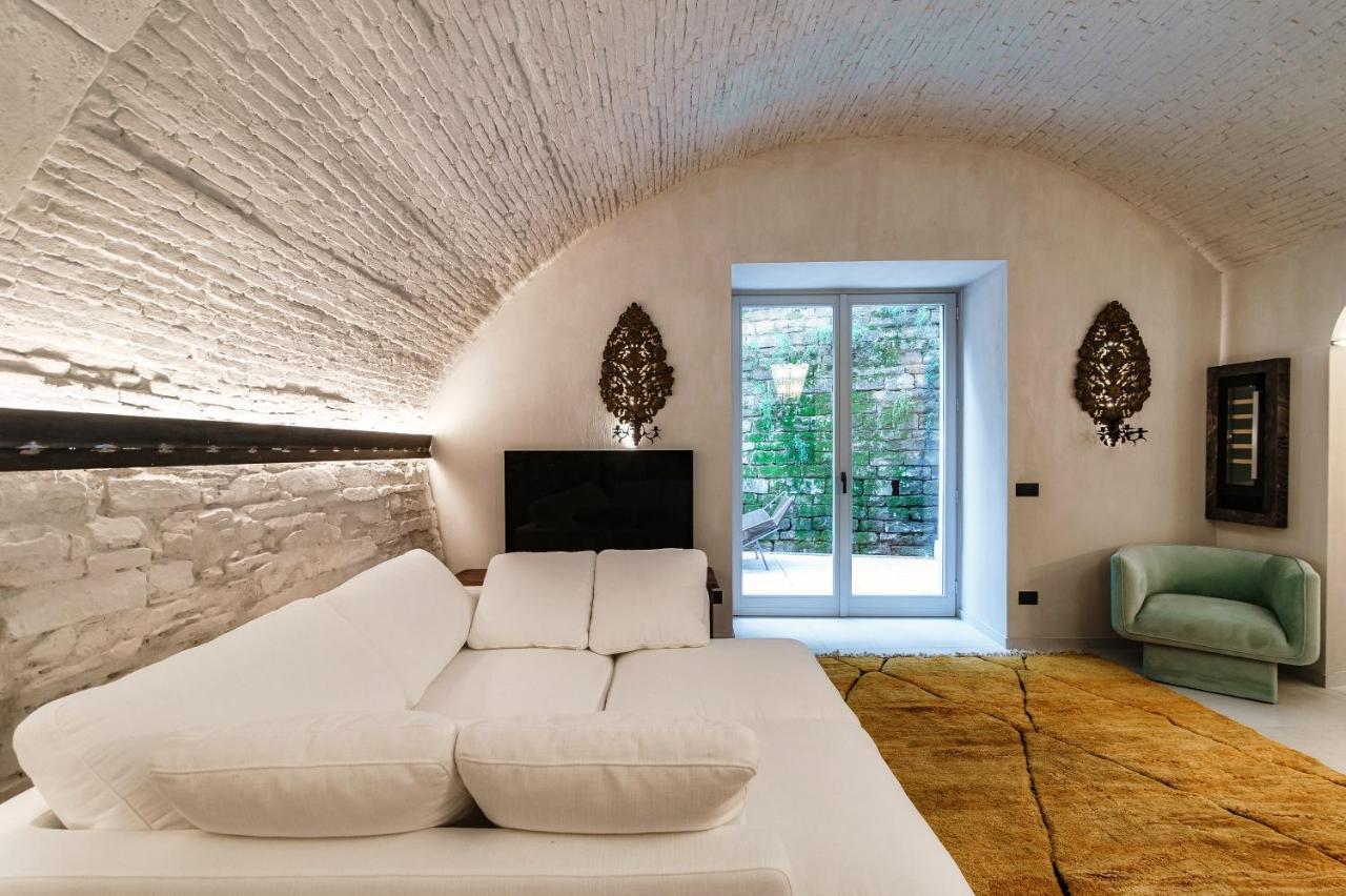 Suites Lorodellago Como - The House Of Travelers Екстериор снимка